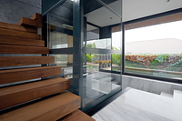 Homelift in the eye of the staircase