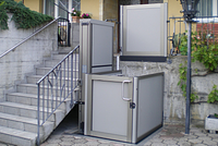 Plateforme élévatrice extérieure – en bas 