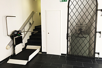 Monte-escalier à plateforme X3 de Garaventa Lift pour l’intérieur